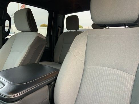 Used 2022 RAM 3500 Big Horn image 19