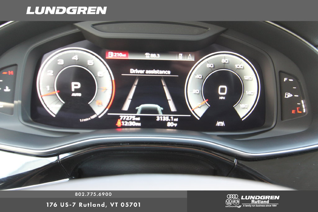 Used 2021 Audi Q8 Premium Plus w/ Premium Plus Package AWD/4WD image 3