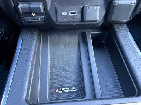 Used 2019 GMC Sierra 1500 Denali w/ Driver Alert Package II image 32