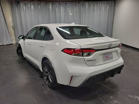 Used 2025 Toyota Corolla SE image 6