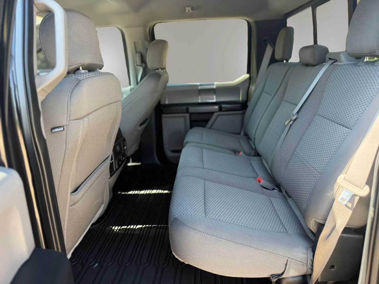 Used 2020 Ford F150 XLT w/ Equipment Group 302A Luxury AWD/4WD image 17