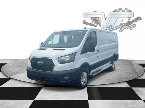 Used 2025 Ford Transit 250 Low Roof w/ Exterior Upgrade Package RWD image 4