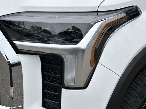 New 2026 Toyota Tundra SR5 image 12