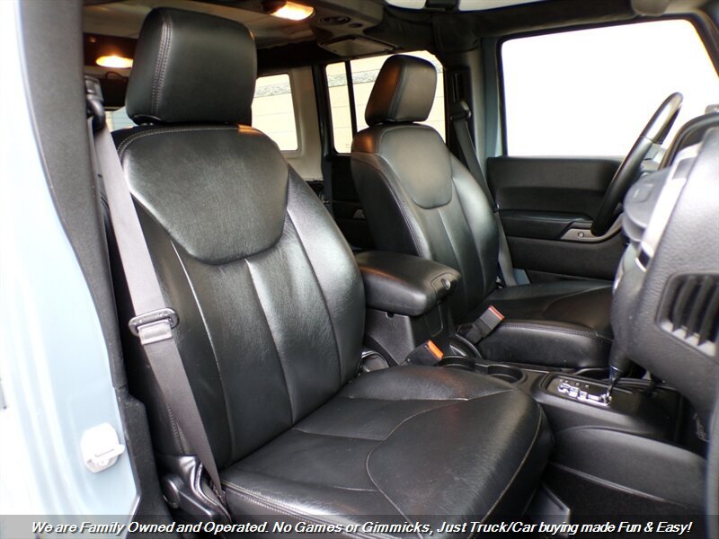 Used 2015 Jeep Wrangler Unlimited Sport w/ Quick Order Package 24S AWD/4WD image 24