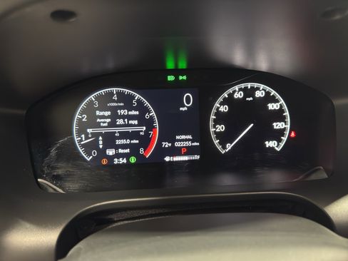 Used 2025 Honda HR-V Sport image 39