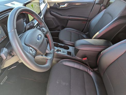 Used 2023 Ford Escape ST-Line w/ Tech Pack #1 image 23