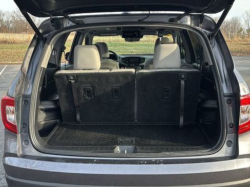 Used 2019 Honda Pilot Touring image 34