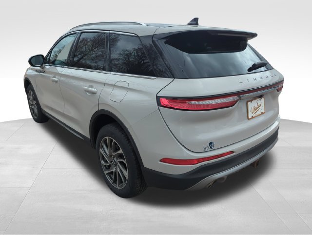 Used 2021 Lincoln Corsair AWD w/ Equipment Group 101A image 3