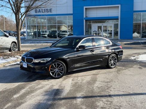 Used 2019 BMW 330i xDrive Sedan w/ Convenience Package image 9