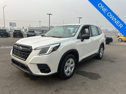 Used 2022 Subaru Forester AWD/4WD image 3