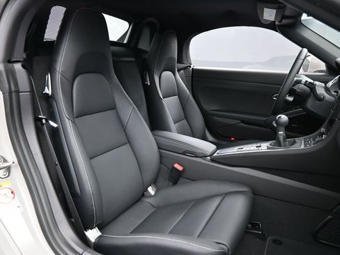 New 2025 Porsche 718 Boxster RWD image 27