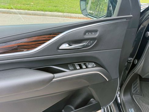 Used 2021 Cadillac Escalade ESV Premium Luxury w/ Performance Package RWD image 25
