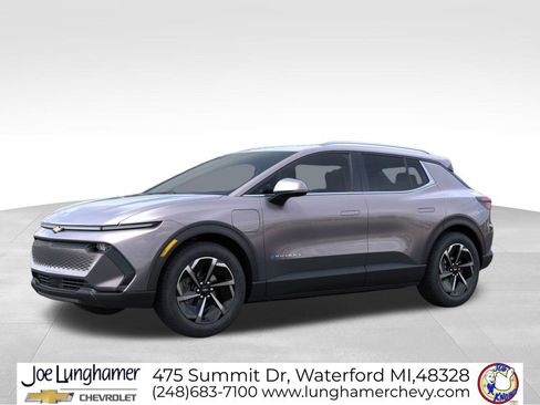 New 2026 Chevrolet Equinox EV LT image 2