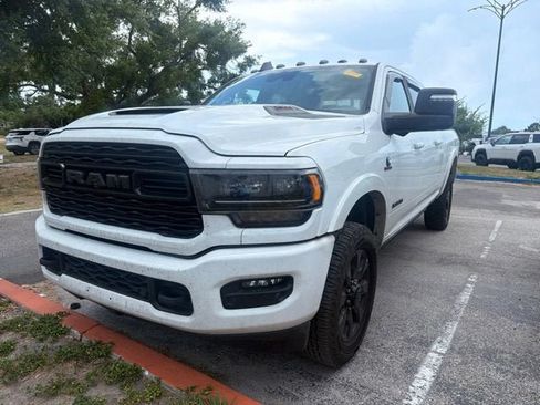 Used 2024 RAM 2500 Limited AWD/4WD image 3