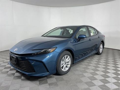 New 2026 Toyota Camry LE image 3