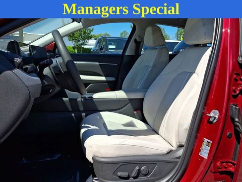 Used 2024 Hyundai Sonata SEL FWD image 13