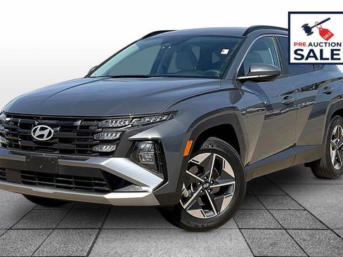 Used 2025 Hyundai Tucson SEL FWD image 1