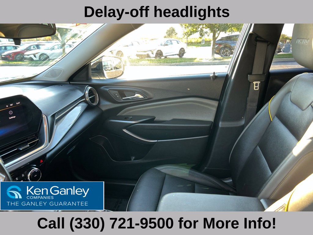 Used 2025 Chevrolet Trax ACTIV w/ Sunroof Package FWD image 38