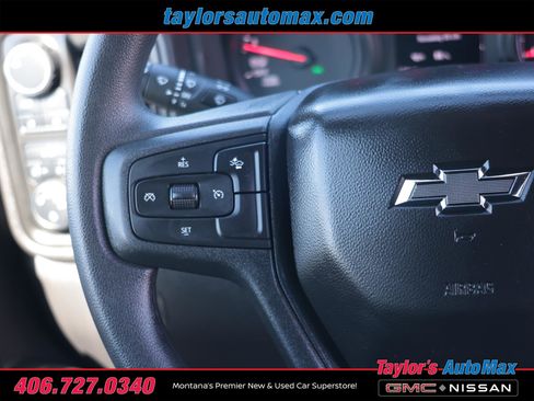 Used 2024 Chevrolet Silverado 1500 Custom Trail Boss w/ Turbomax Blackout Package AWD/4WD image 17