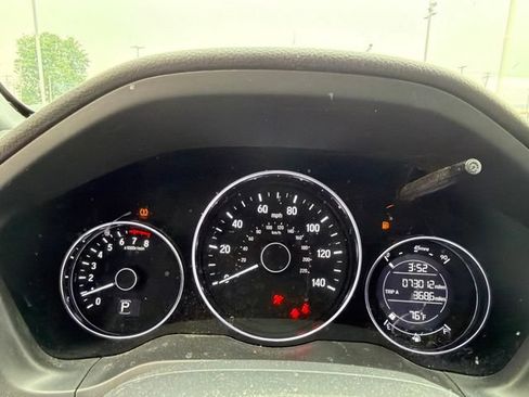 Used 2021 Honda HR-V Sport image 16