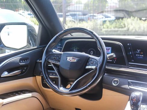Used 2023 Cadillac Escalade Premium Luxury w/ Performance Package AWD/4WD image 21