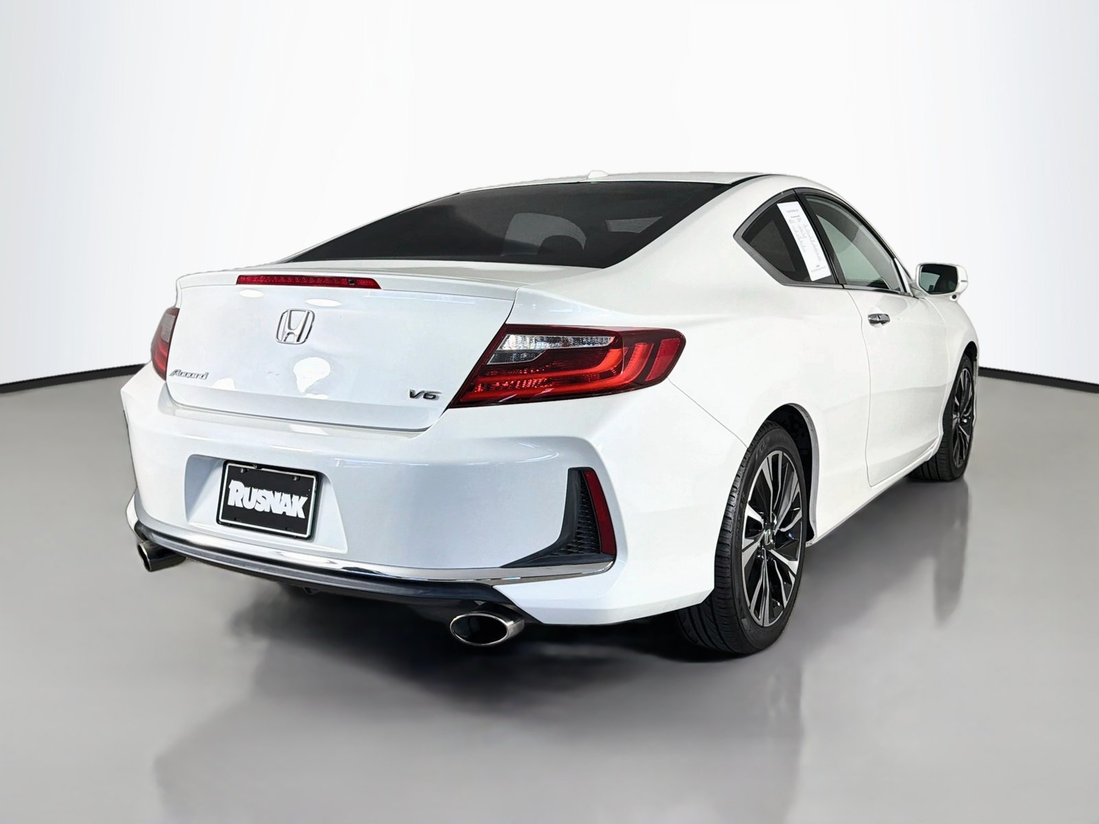 Used 2017 Honda Accord EX-L image 7