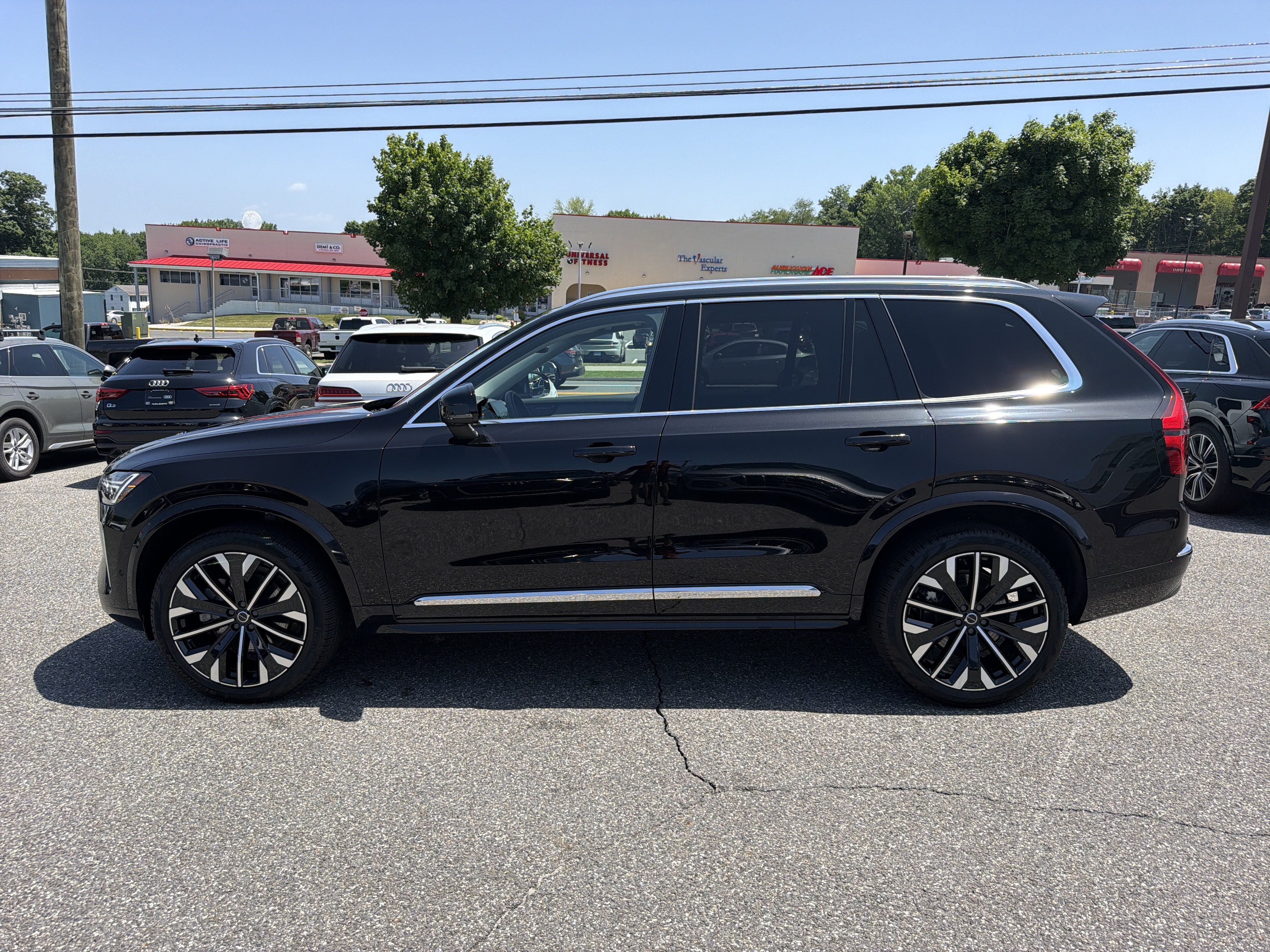 Certified 2026 Volvo XC90 B6 Ultra AWD/4WD image 5
