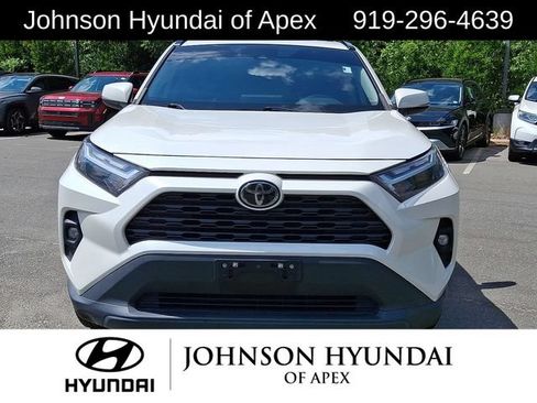 Used 2022 Toyota RAV4 XLE Premium FWD image 33