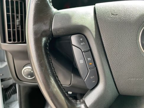 Used 2020 Chevrolet Express 3500 Extended w/ Driver Convenience Package RWD image 15