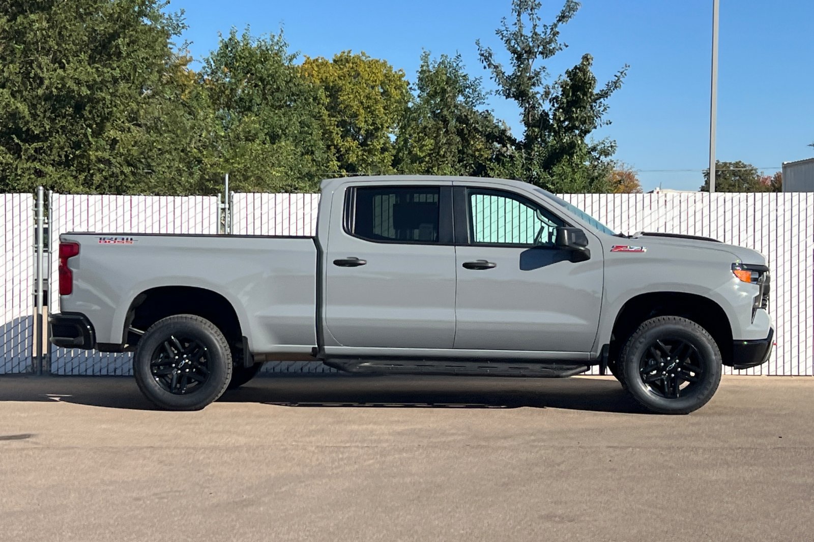 Used 2024 Chevrolet Silverado 1500 Custom Trail Boss AWD/4WD image 3