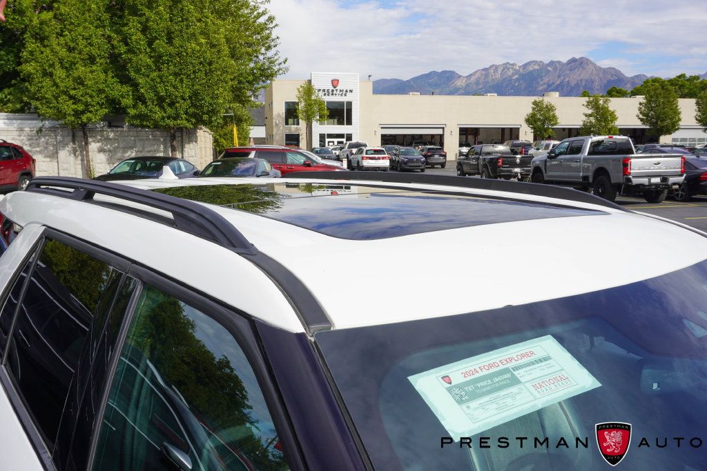 Used 2024 Ford Explorer Timberline w/ Timberline Technology Package AWD/4WD image 4