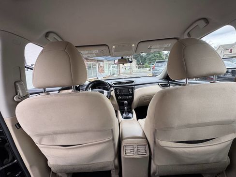 Used 2016 Nissan Rogue S image 30