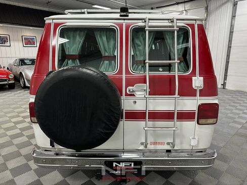 Used 1986 Chevrolet G20 image 9