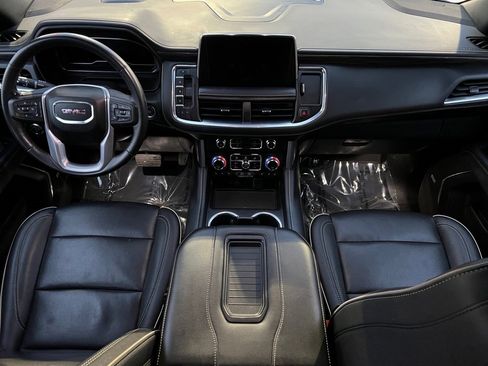 Used 2024 GMC Yukon XL SLT image 40