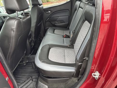 Used 2018 Chevrolet Colorado Z71 AWD/4WD image 19