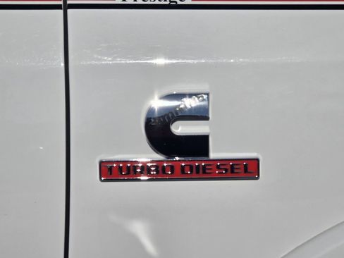 Used 2020 RAM 2500 Laramie w/ Chrome Appearance Group image 28