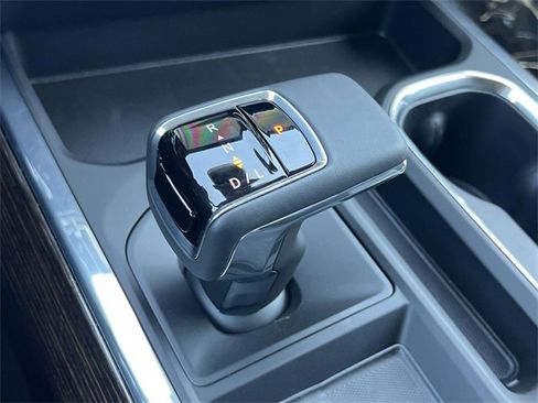 New 2026 GMC Sierra 1500 Elevation w/ LPO, Elevation Black Package image 22