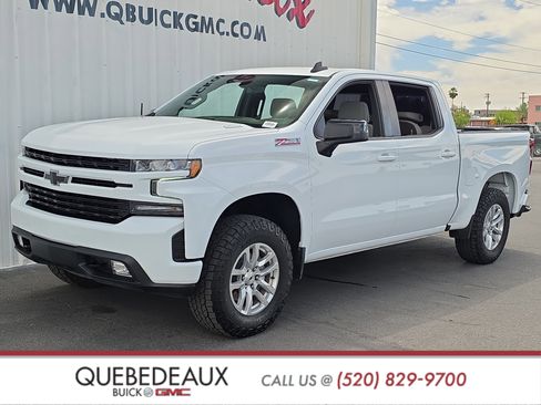 Used 2021 Chevrolet Silverado 1500 RST w/ Convenience Package II image 3