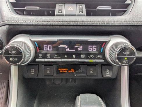 Used 2021 Toyota RAV4 XLE Premium AWD/4WD image 16