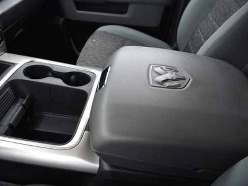 Used 2018 RAM 1500 Big Horn image 21