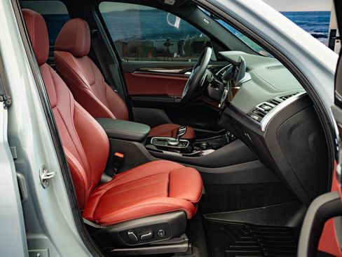 Used 2024 BMW X3 M40i w/ Premium Package image 23