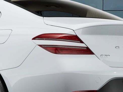New 2025 Genesis G70 2.5T RWD image 10