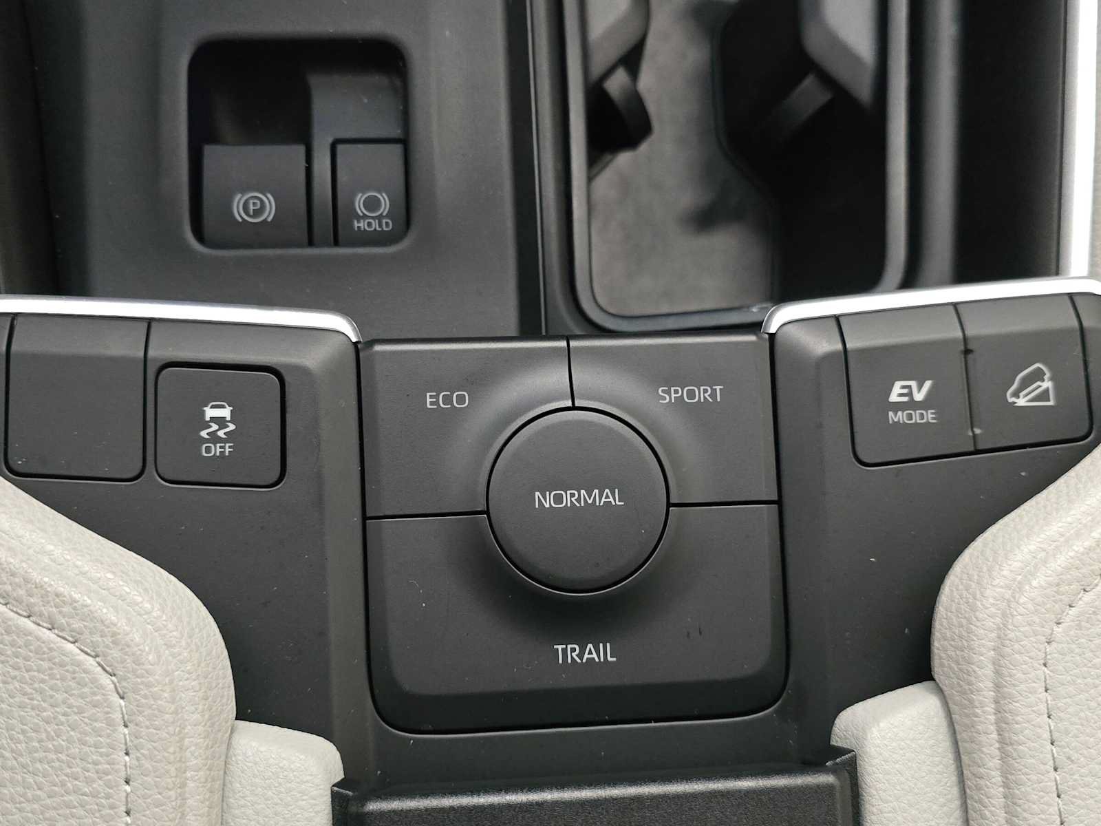 Used 2026 Toyota Grand Highlander AWD Hybrid image 16