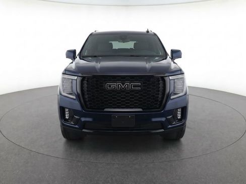 Used 2023 GMC Yukon XL SLE AWD/4WD image 5