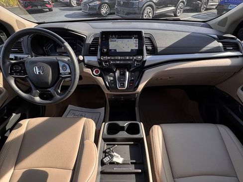 Used 2022 Honda Odyssey Touring image 19