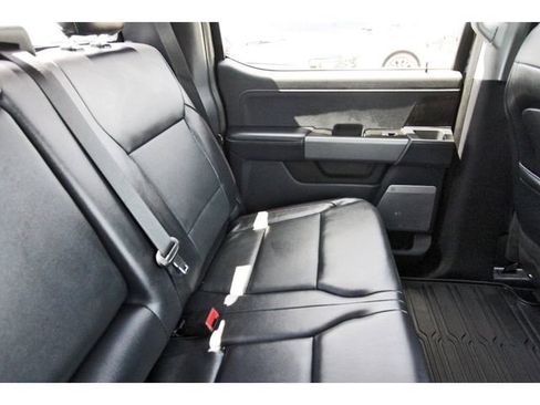 Used 2024 Ford F250 Lariat w/ Black Appearance Package AWD/4WD image 10