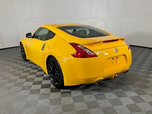 Used 2017 Nissan 370Z Touring image 4