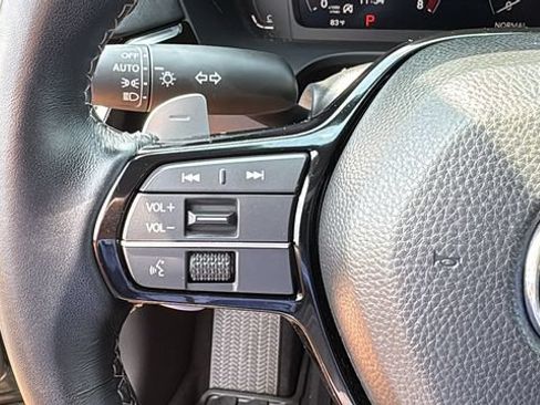 Used 2025 Acura ADX AWD image 12