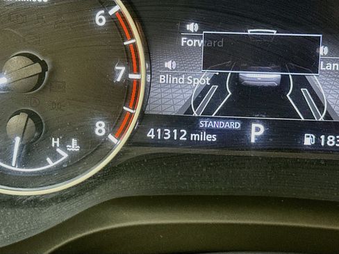 Used 2023 Nissan Rogue SV FWD image 19