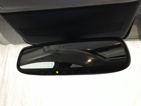 Used 2019 INFINITI QX50 Essential w/ Premium Heat Package image 32